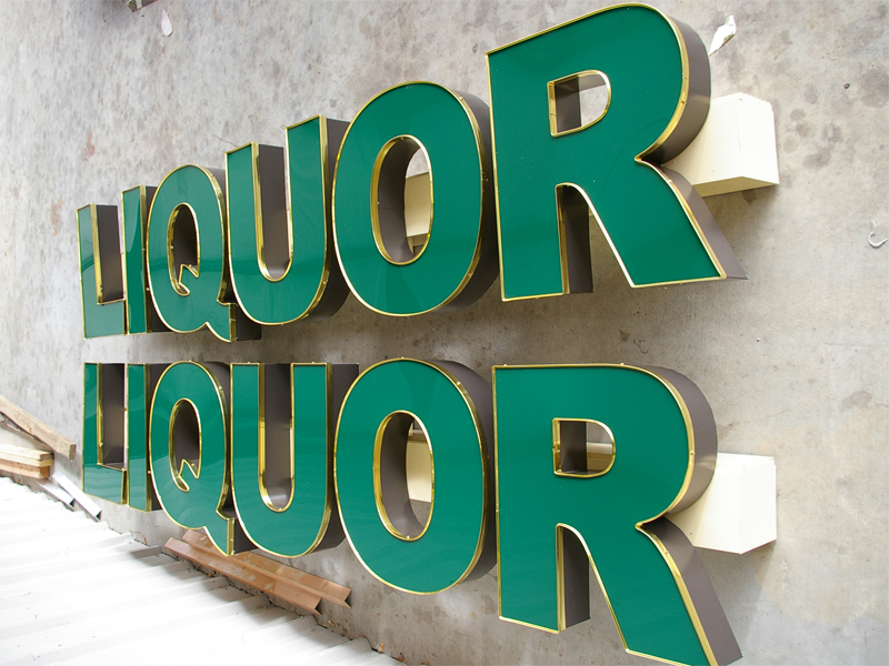 LIP ALUMINIUM LETTERS