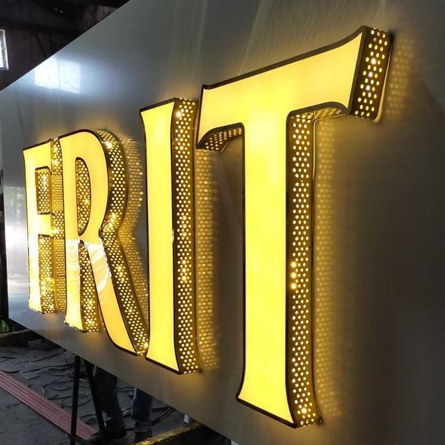 BUTTON LED LETTER